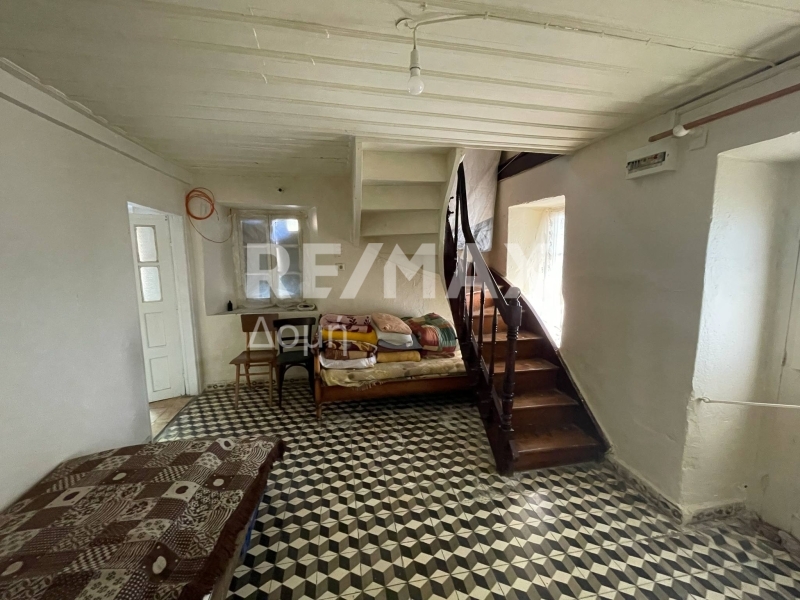 3 Bed, 1 Bath, ApartmentFor Sale, Center, Mouresi, Magnesia