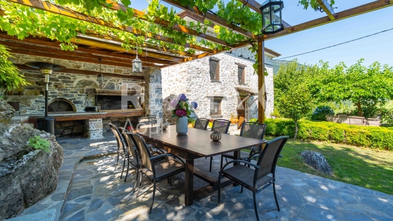 7 Bed, 6 Bath, HouseFor Sale, Center, Mouresi, Magnesia