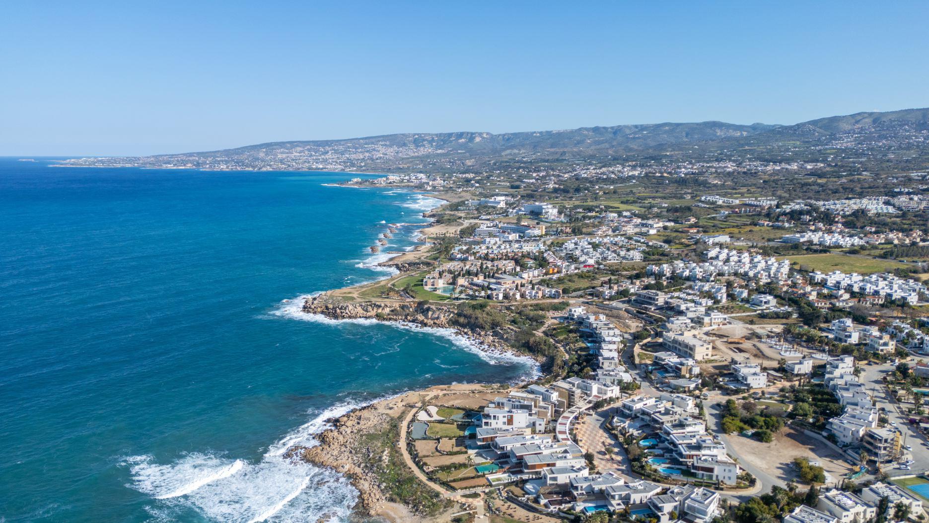 6 Bed, 5 Bath, HouseFor Sale, Chloraka, Paphos