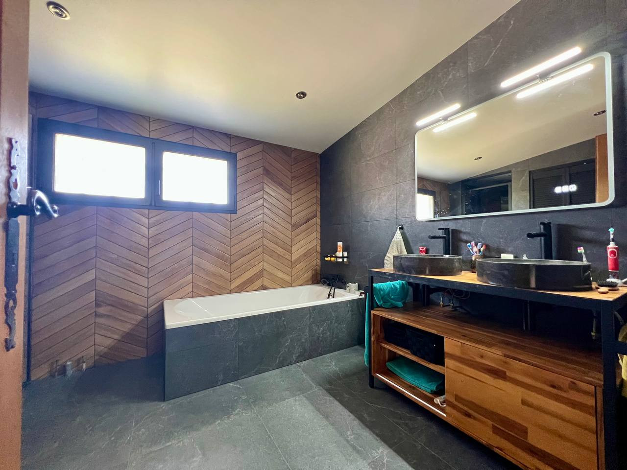 4 Bed, 1 Bath, HouseFor Sale, Bergerac, Dordogne, Aquitaine, 24100