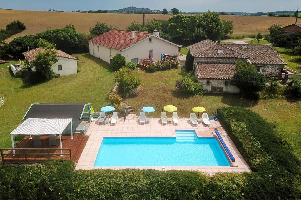 8 Bed, 8 Bath, HouseFor Sale, Monbahus, Lot-et-Garonne, Aquitaine, 47290