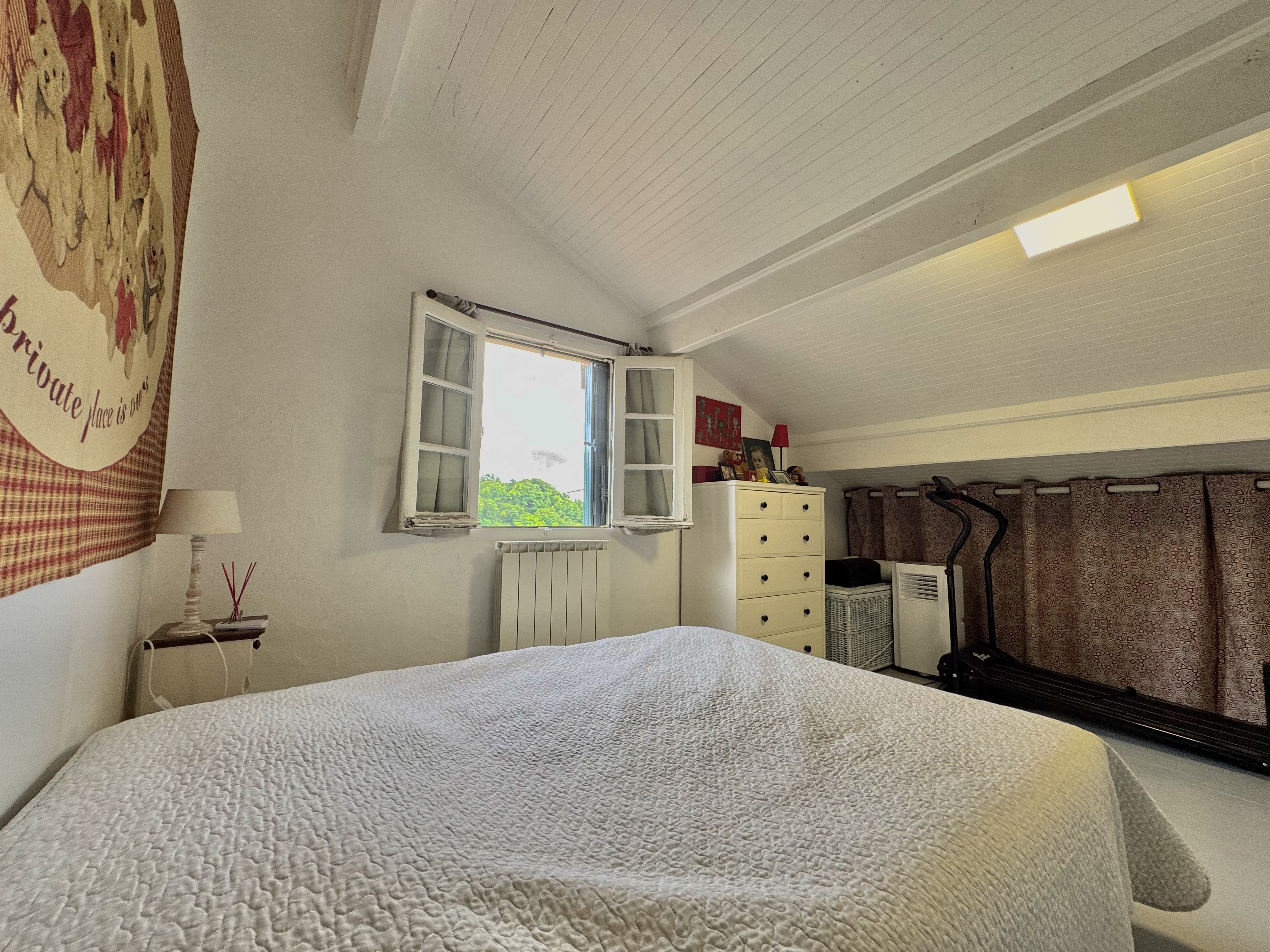 3 Bed, 1 Bath, HouseFor Sale, Castels, Dordogne, Aquitaine, 24220