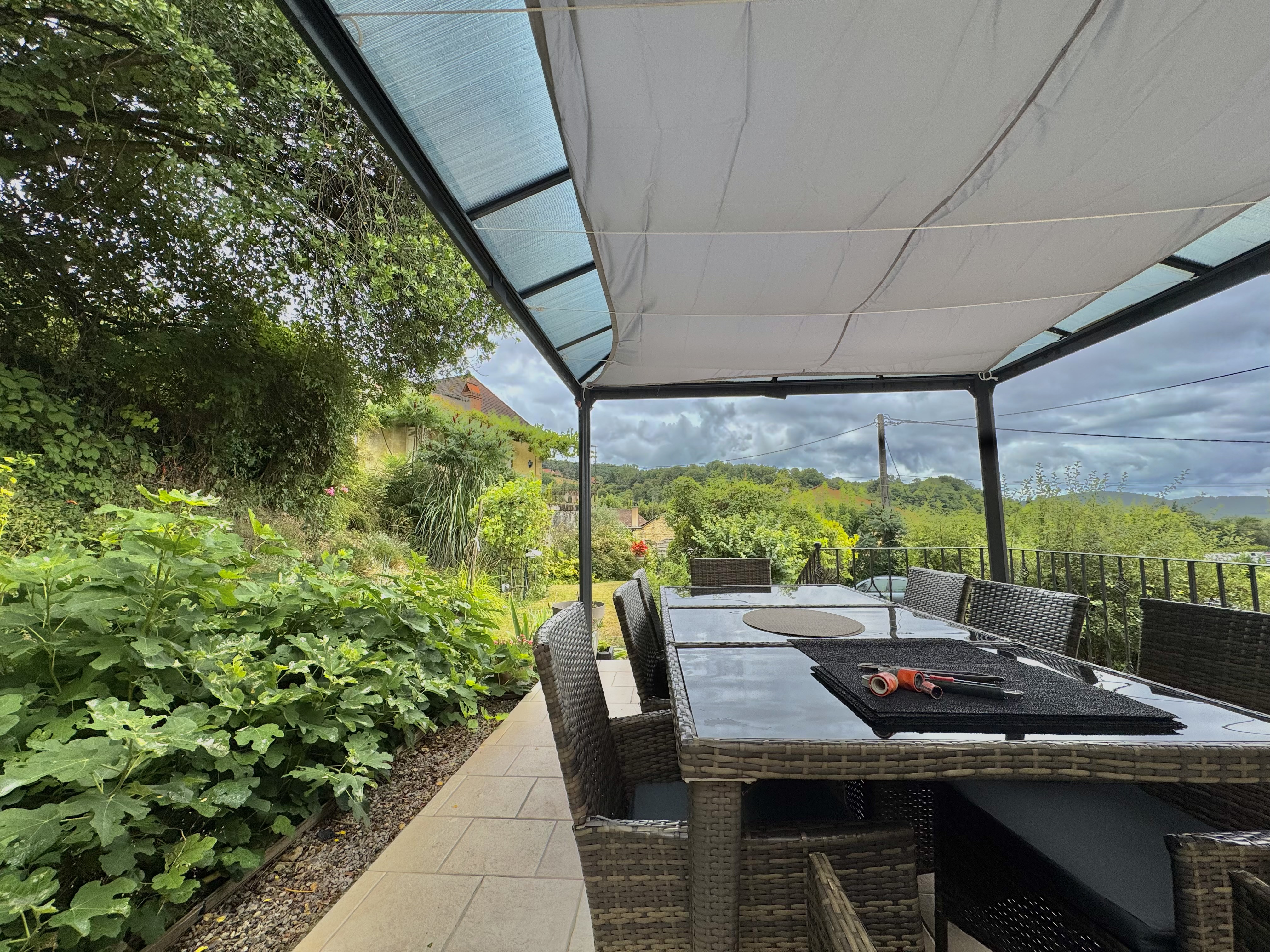 3 Bed, 1 Bath, HouseFor Sale, Castels, Dordogne, Aquitaine, 24220