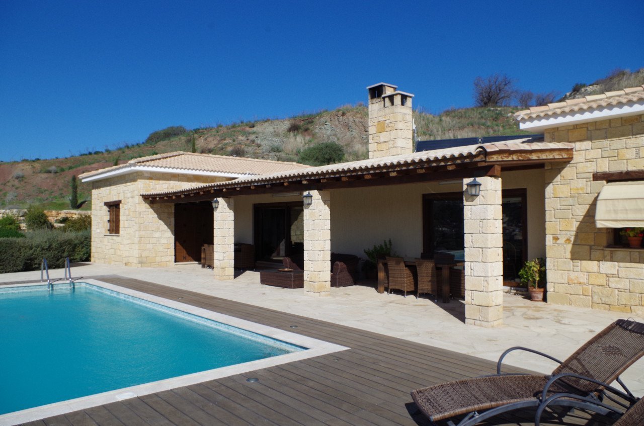 5 Bed, 5 Bath, HouseFor Sale, Episkopi, Paphos