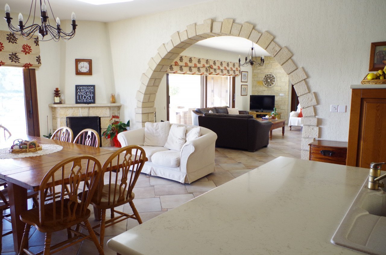 5 Bed, 5 Bath, HouseFor Sale, Episkopi, Paphos