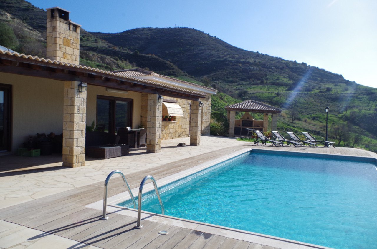 5 Bed, 5 Bath, HouseFor Sale, Episkopi, Paphos