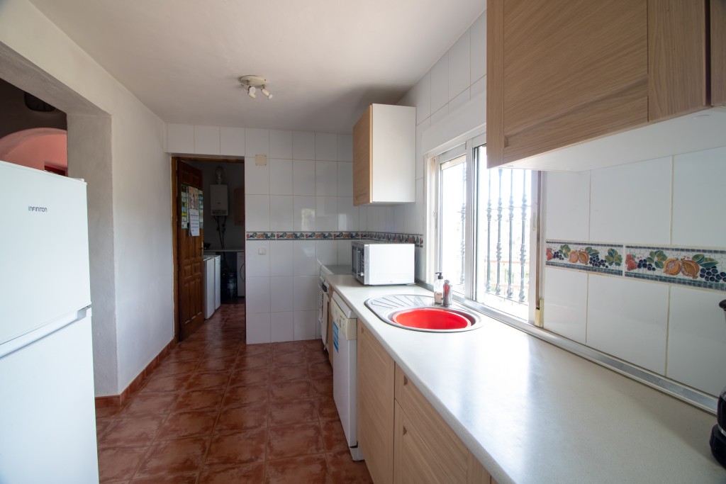 3 Bed, 2 Bath, HouseFor Sale, Álora, Malaga