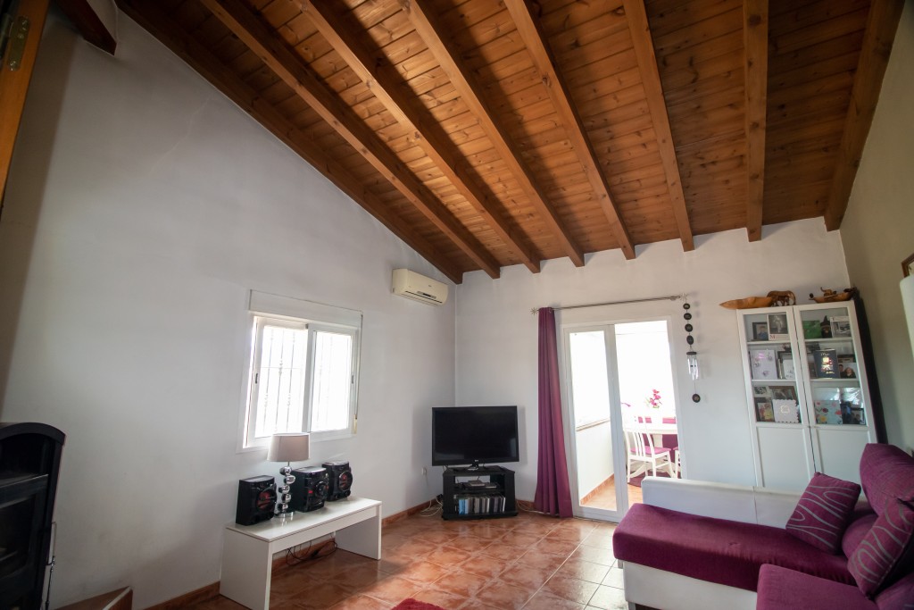 3 Bed, 2 Bath, HouseFor Sale, Álora, Malaga