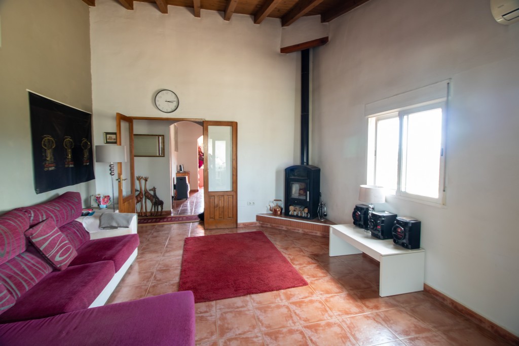 3 Bed, 2 Bath, HouseFor Sale, Álora, Malaga