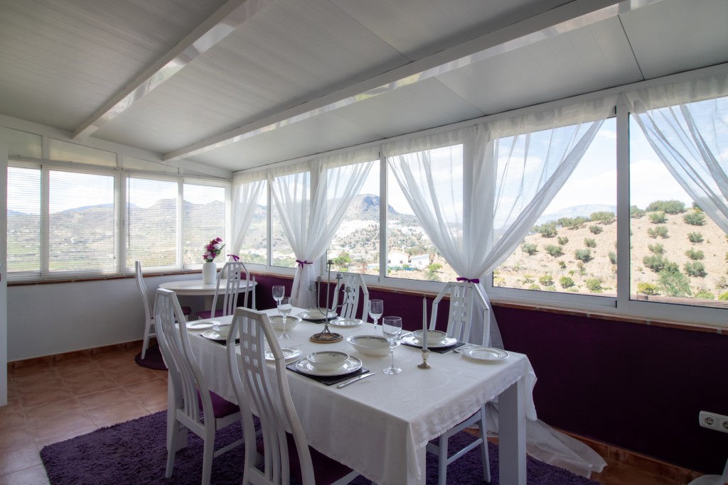 3 Bed, 2 Bath, HouseFor Sale, Álora, Malaga