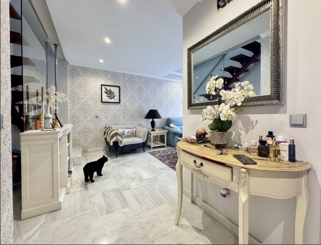 2 Bed, 2 Bath, HouseFor Sale, Benahavis, Malaga