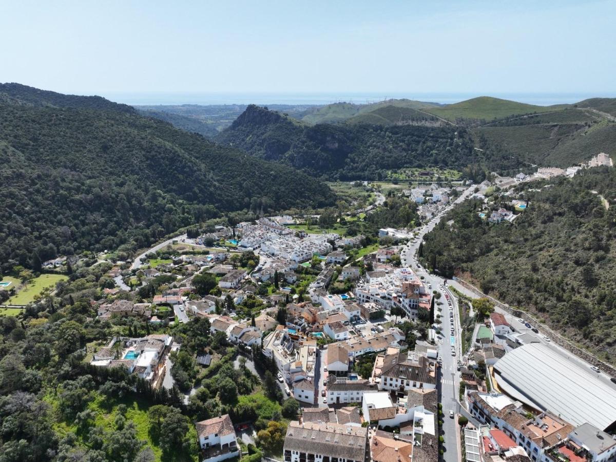1 Bed, 1 Bath, ApartmentFor Sale, Benahavis, Costa del Sol