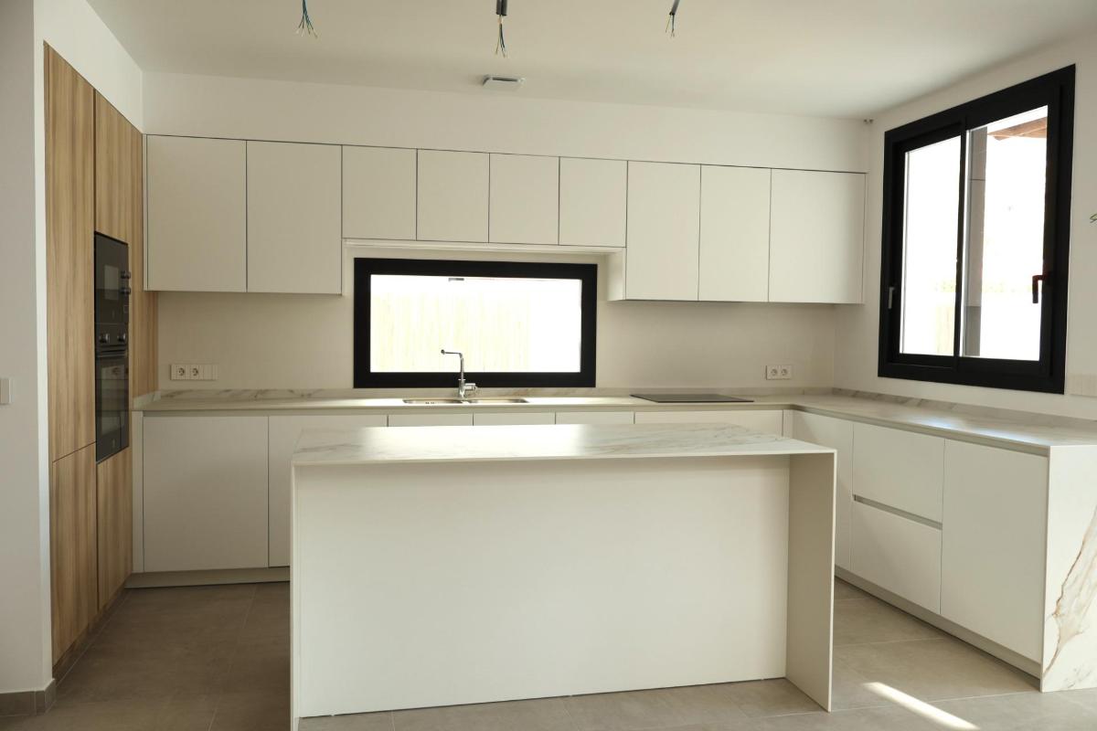 4 Bed, 3 Bath, HouseFor Sale, Alfaz del Pi, Alicante