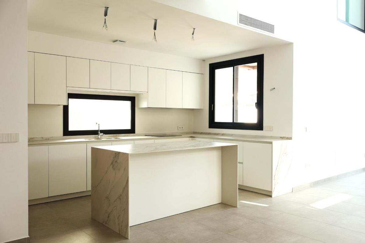 4 Bed, 3 Bath, HouseFor Sale, Alfaz del Pi, Alicante