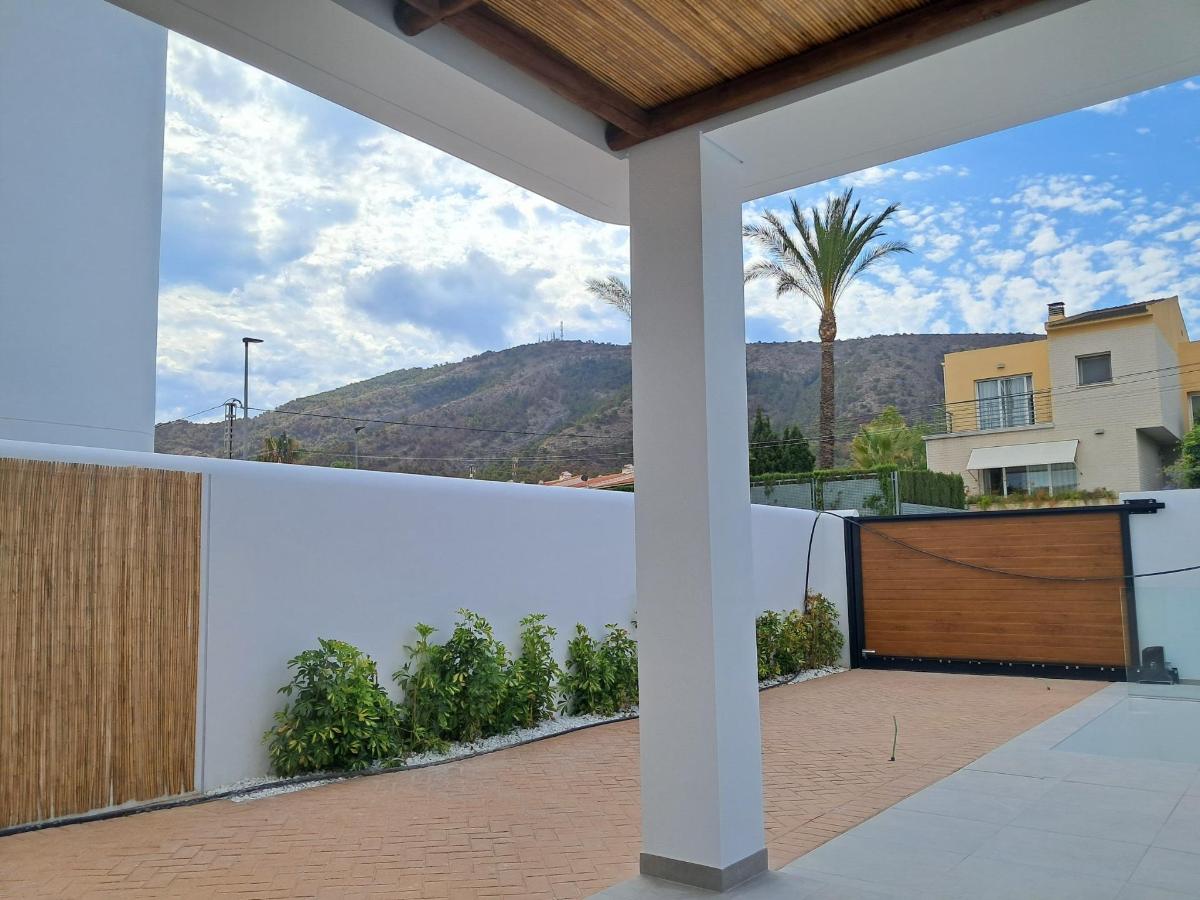 4 Bed, 3 Bath, HouseFor Sale, Alfaz del Pi, Alicante