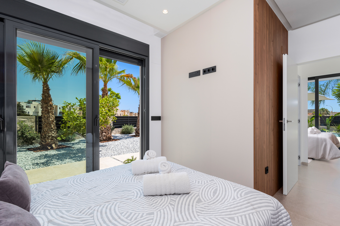4 Bed, 4 Bath, HouseFor Sale, El Campello, Alicante 4 Bed, 4 Bath, HouseFor Sale, El Campello, Alicante