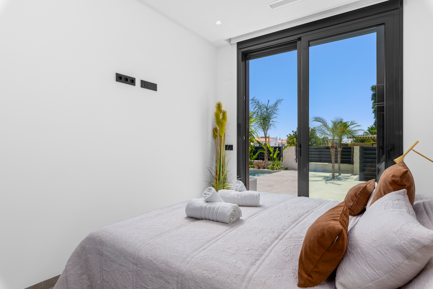 4 Bed, 4 Bath, HouseFor Sale, El Campello, Alicante 4 Bed, 4 Bath, HouseFor Sale, El Campello, Alicante