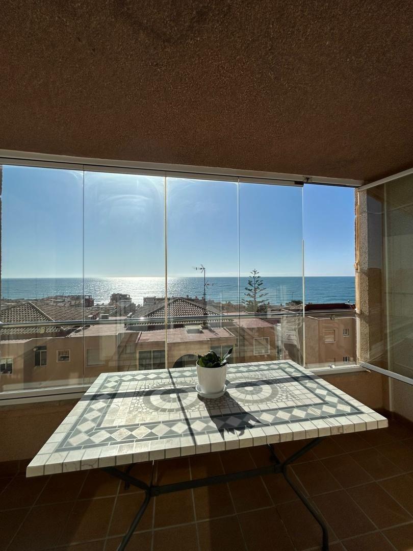 2 Bed, 1 Bath, ApartmentFor Sale, Torrevieja, Alicante