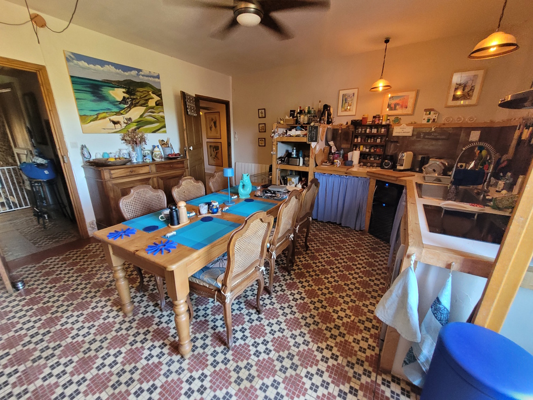 5 Bed, 2 Bath, HouseFor Sale, Laurens, Herault, Languedoc-Roussillon, 34480