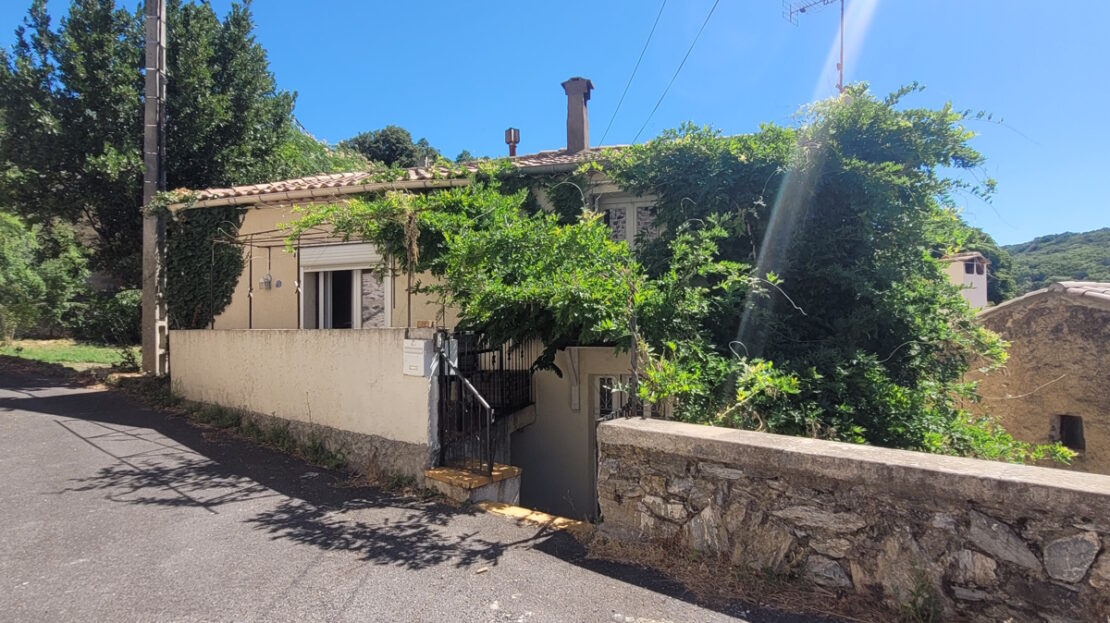 2 Bed, 1 Bath, HouseFor Sale, Faugeres, Herault, Languedoc-Roussillon, 34600