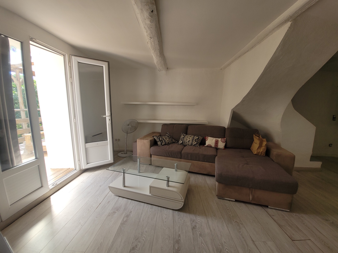 2 Bed, 1 Bath, HouseFor Sale, Faugeres, Herault, Languedoc-Roussillon, 34600