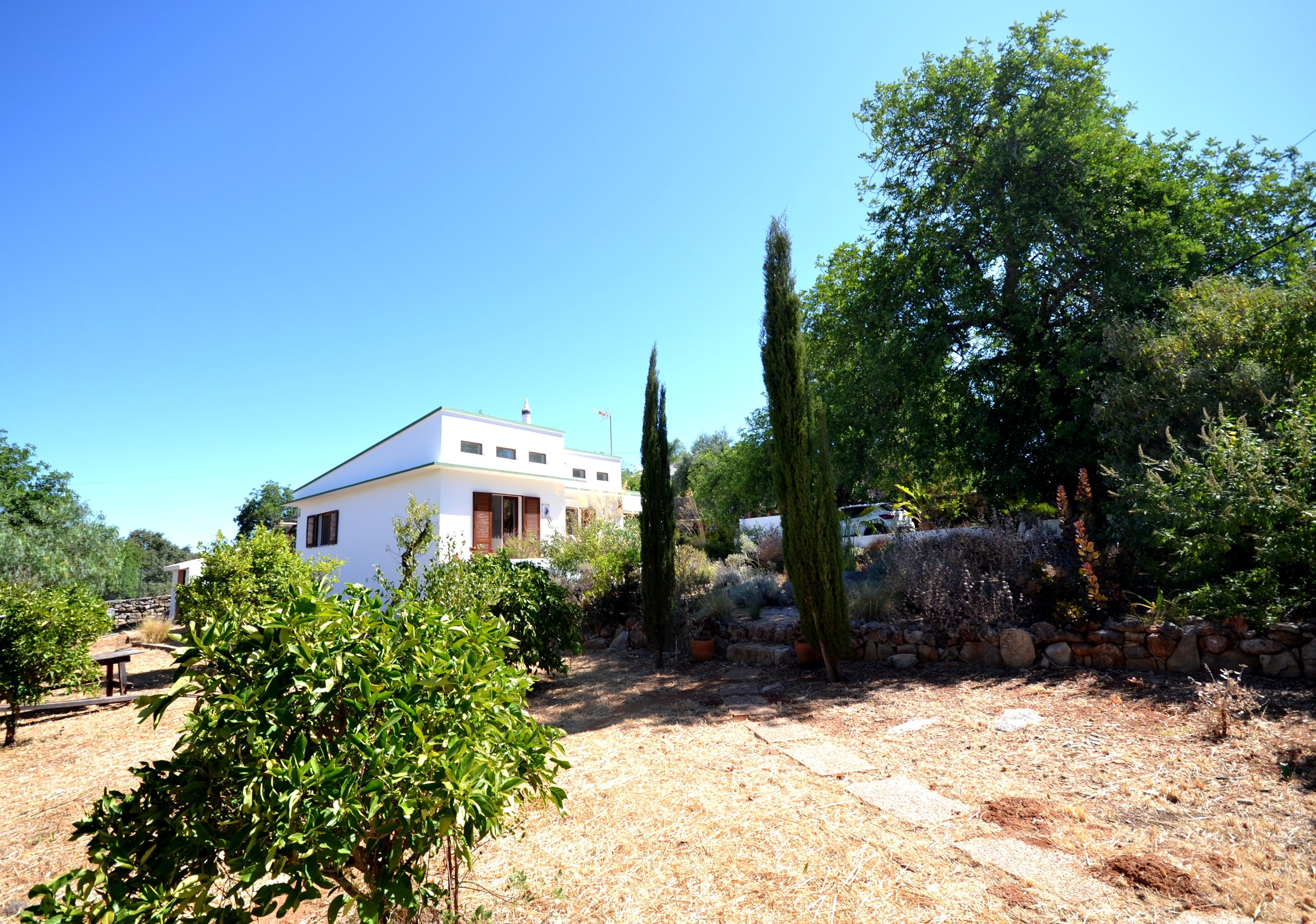 2 Bed, 1 Bath, HouseFor Sale, Loulé, Faro, 8100-335