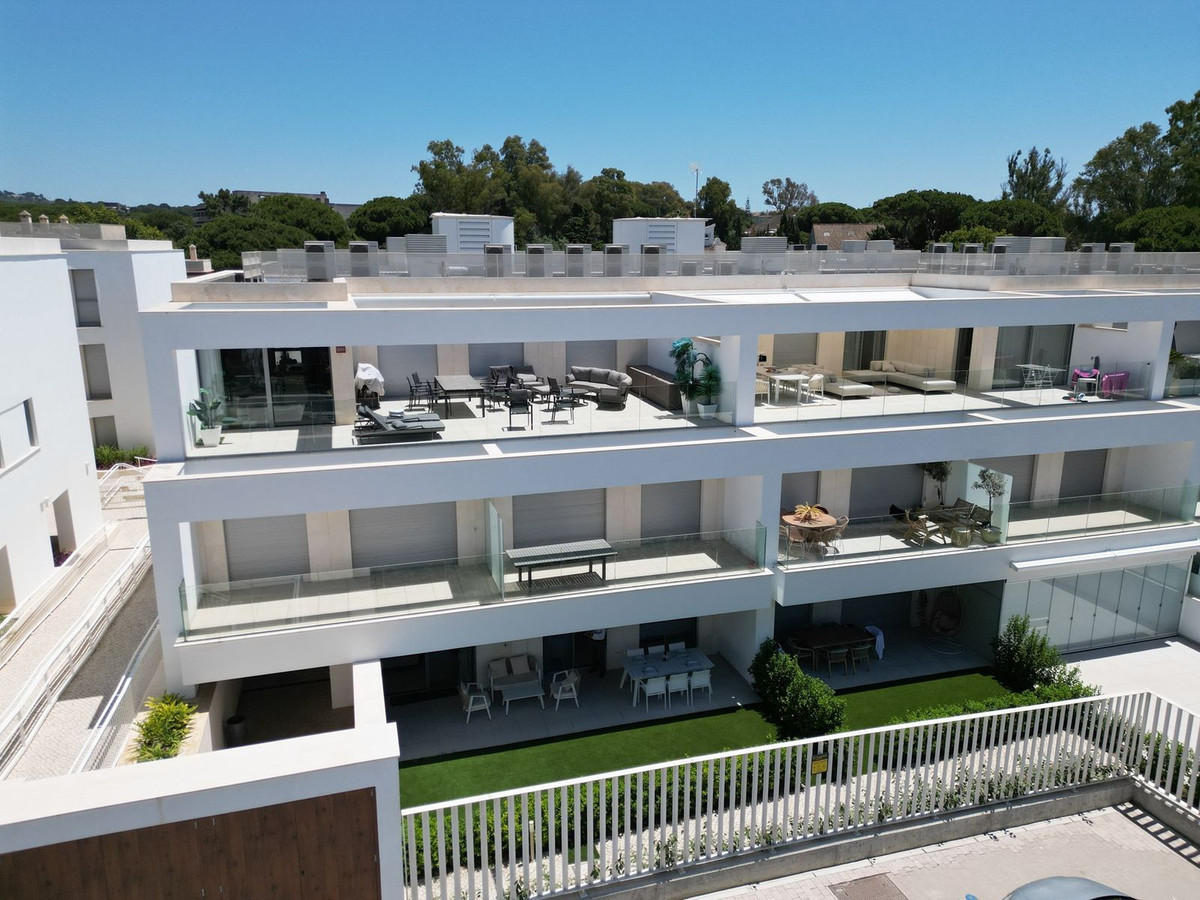 3 Bed, 2 Bath, ApartmentFor Sale, Elviria, Malaga 3 Bed, 2 Bath, ApartmentFor Sale, Elviria, Malaga