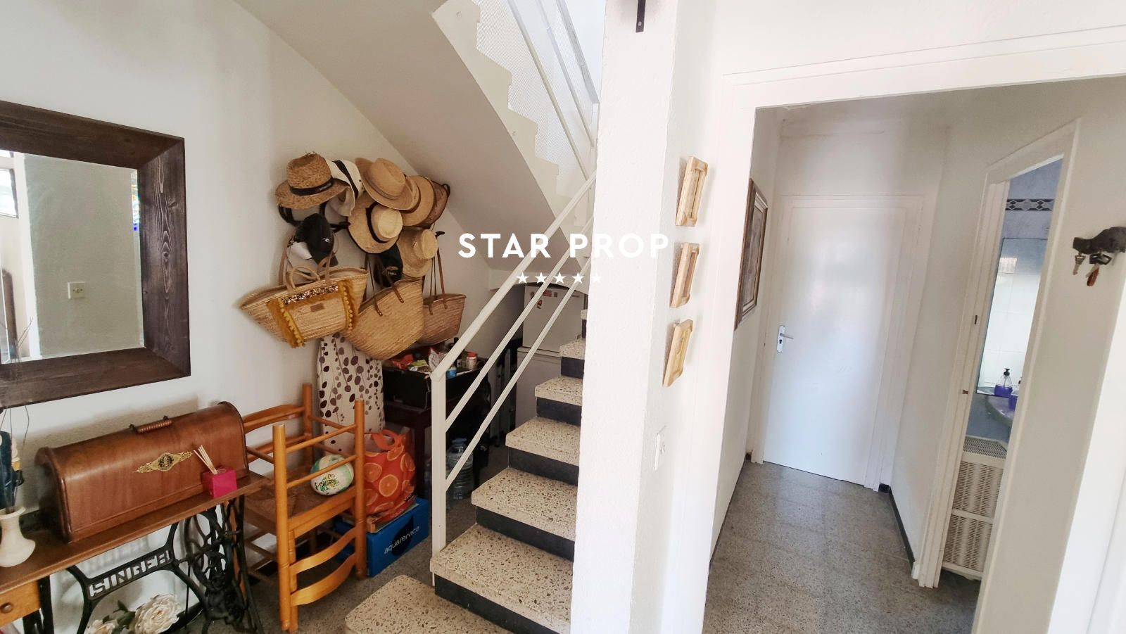 3 Bed, 1 Bath, HouseFor Sale, El Port de la Selva, Girona 3 Bed, 1 Bath, HouseFor Sale, El Port de la Selva, Girona