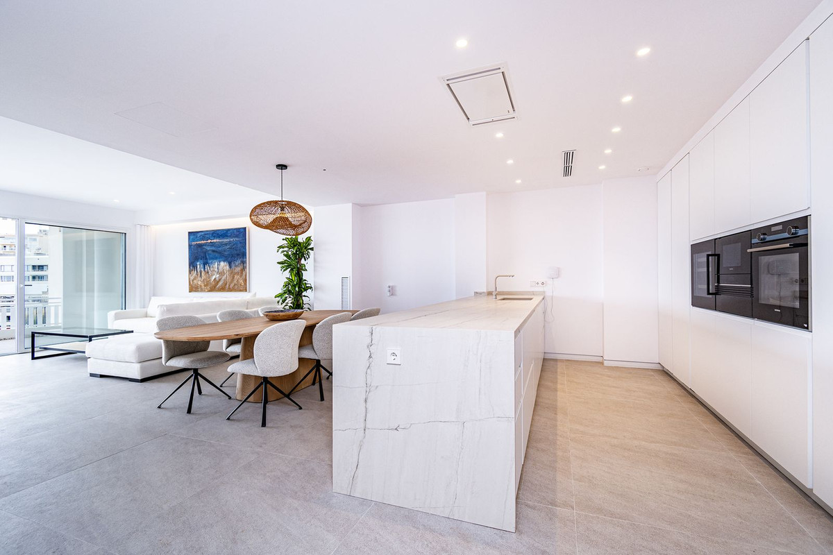 3 Bed, 3 Bath, ApartmentFor Sale, Palma de Mallorca, Islas Baleares 3 Bed, 3 Bath, ApartmentFor Sale, Palma de Mallorca, Islas Baleares