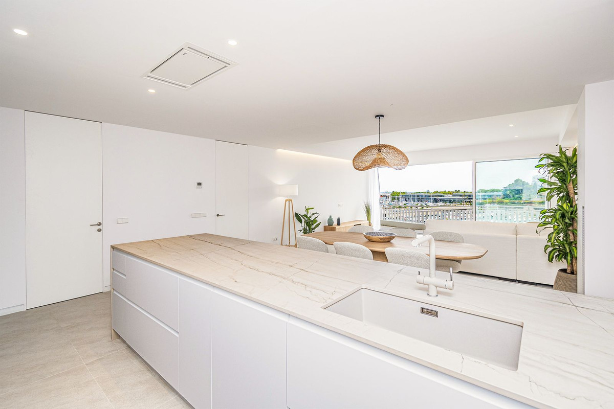3 Bed, 3 Bath, ApartmentFor Sale, Palma de Mallorca, Islas Baleares 3 Bed, 3 Bath, ApartmentFor Sale, Palma de Mallorca, Islas Baleares