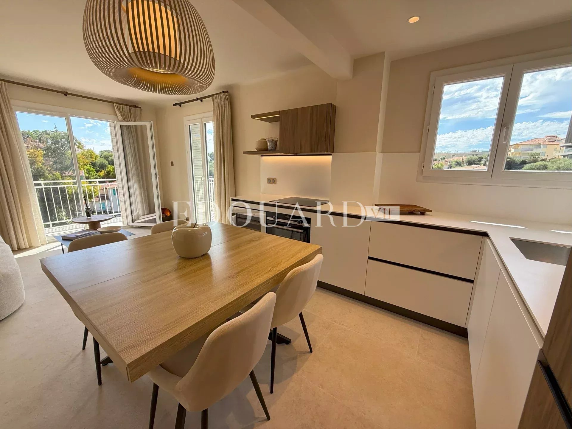 2 Bed, 1 Bath, ApartmentFor Sale, Roquebrune-Cap-Martin, Alpes-Maritimes