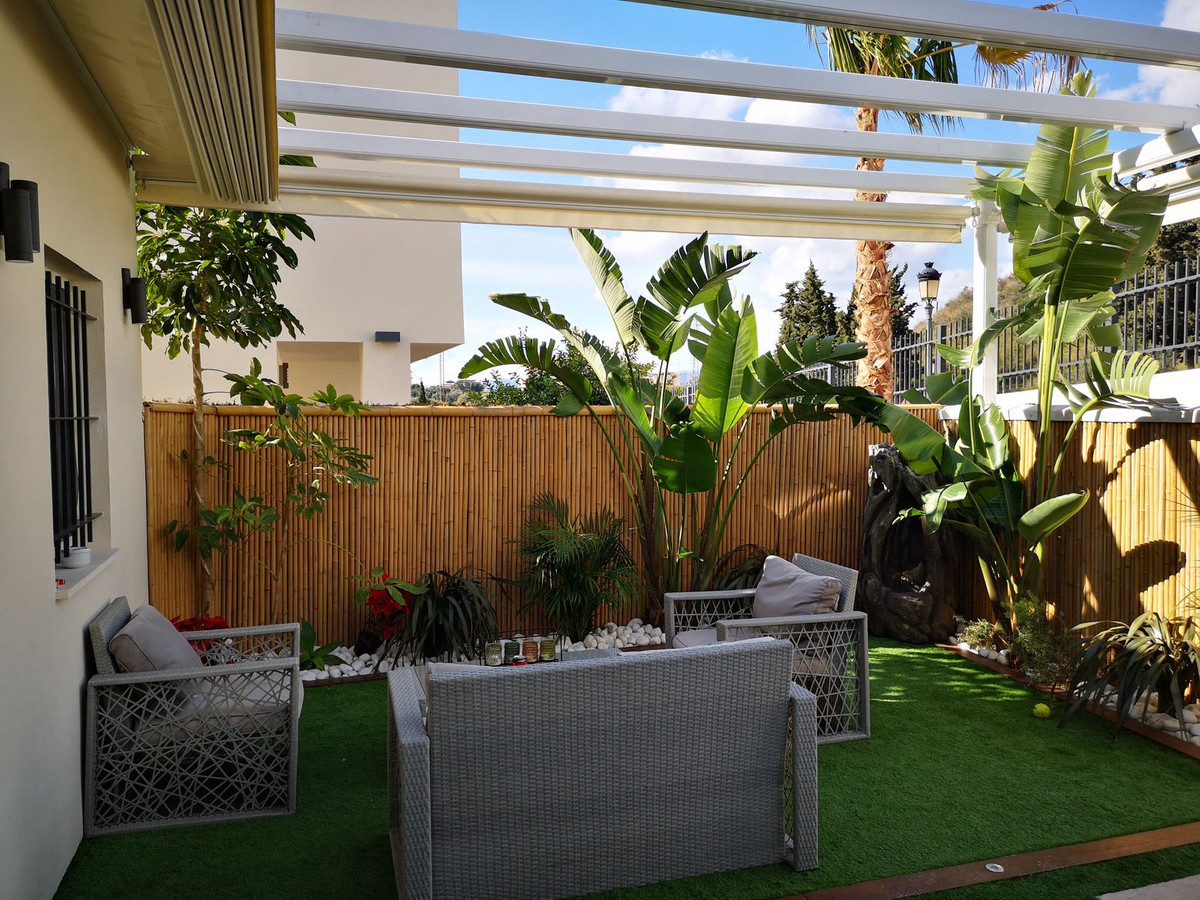 4 Bed, 3 Bath, HouseFor Sale, Estepona, Malaga
