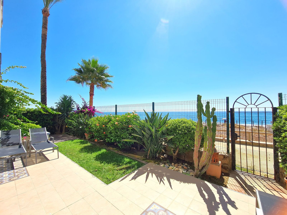 3 Bed, 3 Bath, ApartmentFor Sale, Casares Playa, Malaga