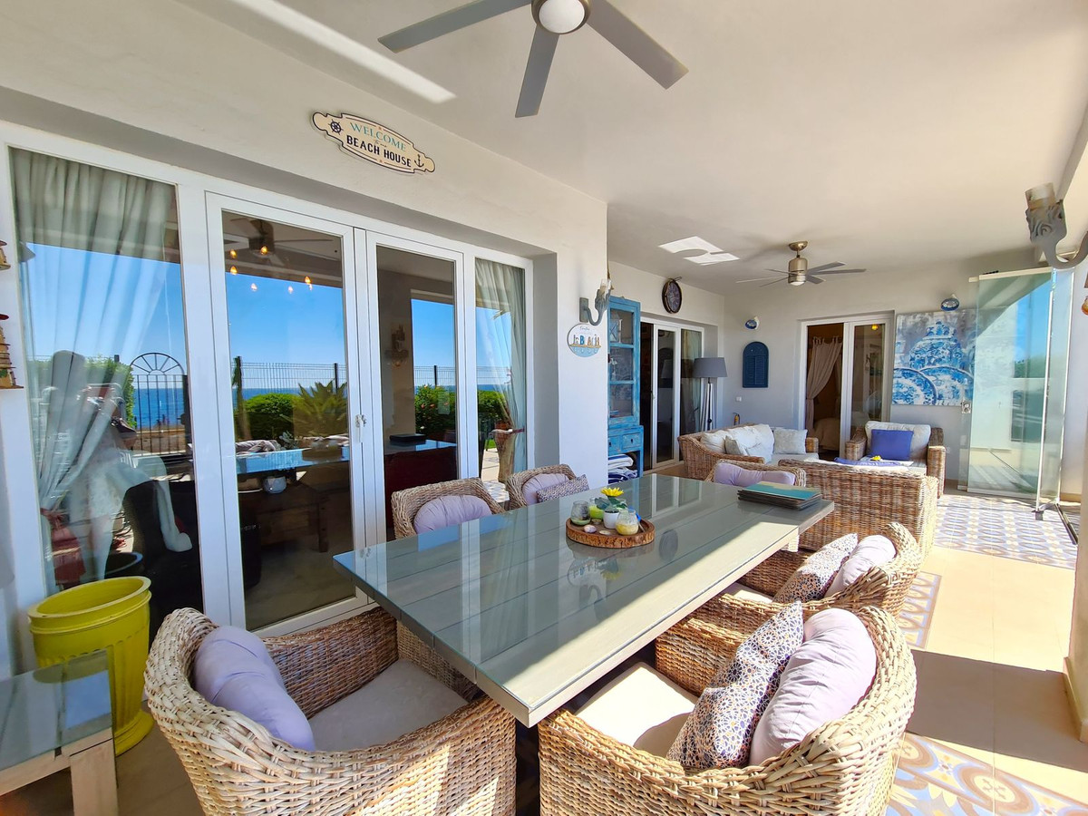 3 Bed, 3 Bath, ApartmentFor Sale, Casares Playa, Malaga 3 Bed, 3 Bath, ApartmentFor Sale, Casares Playa, Malaga