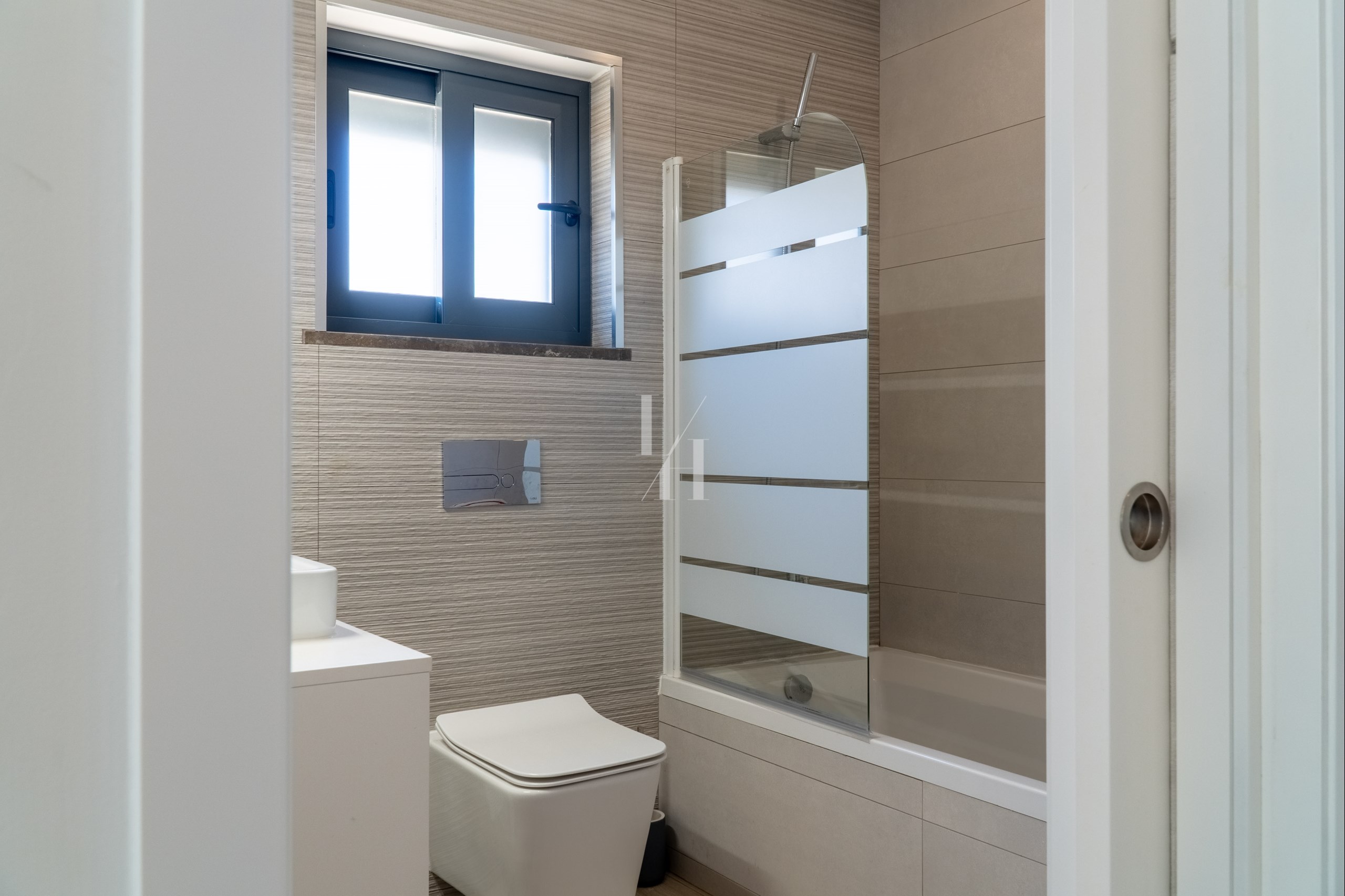 6 Bed, 7 Bath, HouseFor Sale, Albufeira, Faro, 8200- 088