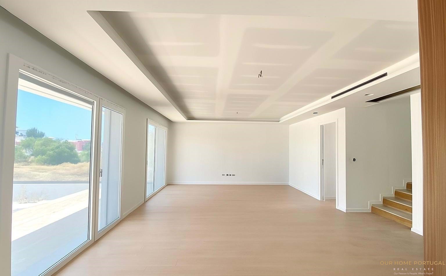 4 Bed, 4 Bath, HouseFor Sale, Cascais, Lisboa