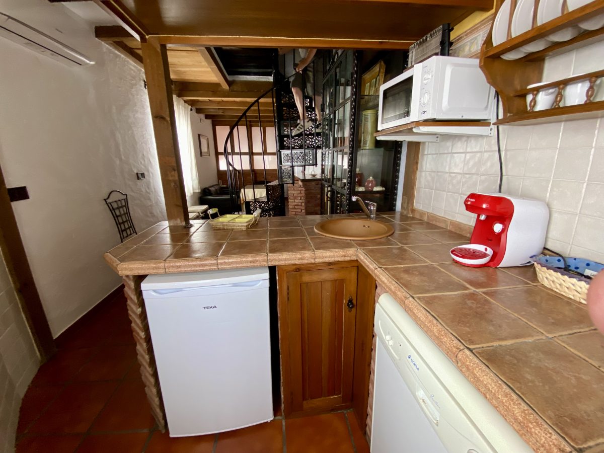 3 Bed, 1 Bath, HouseFor Sale, Zahara de La Sierra, Andalucia