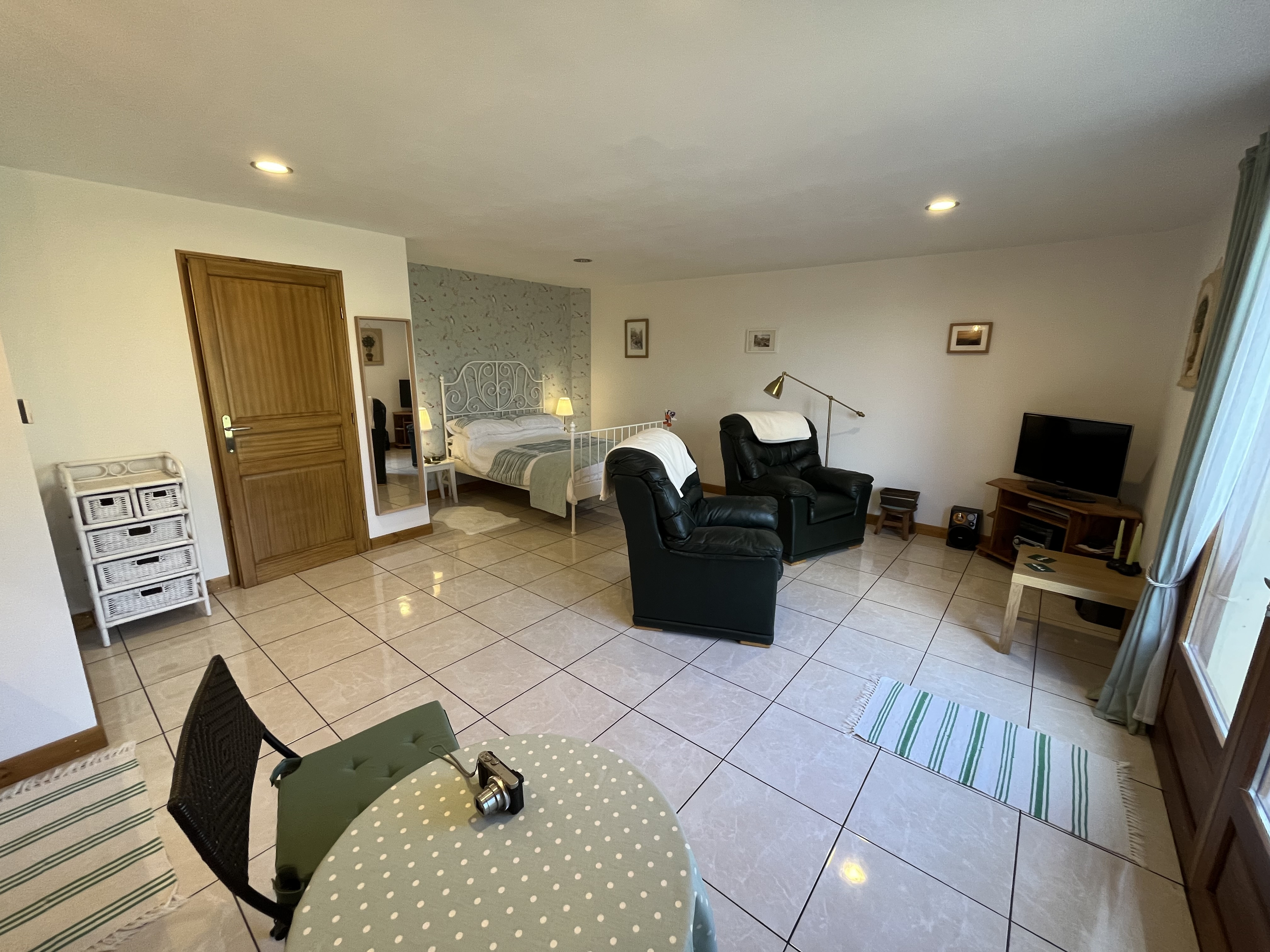 4 Bed, 1 Bath, HouseFor Sale, Le buisson de cadouin, Dordogne, Aquitaine, 24480