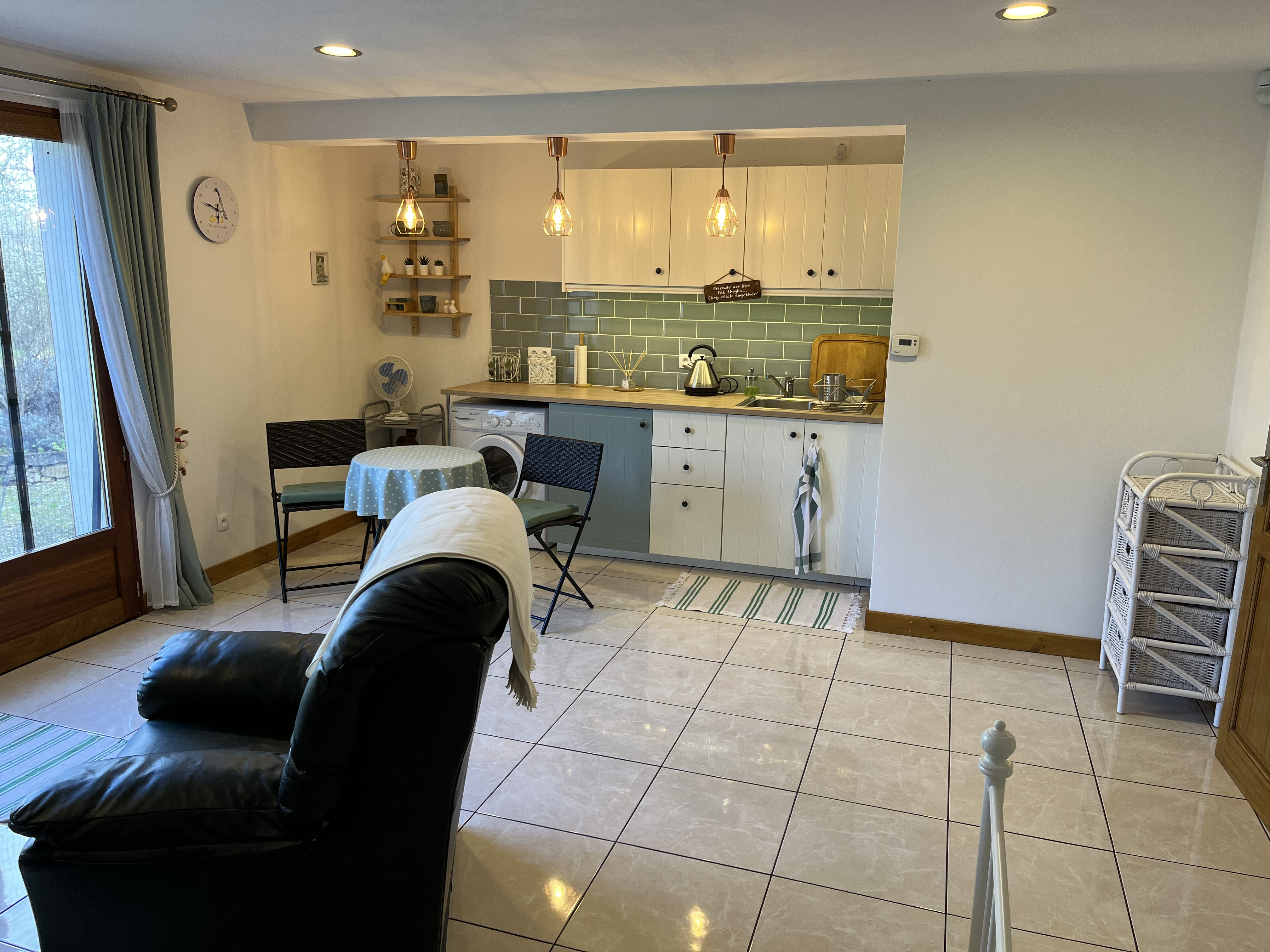 4 Bed, 1 Bath, HouseFor Sale, Le buisson de cadouin, Dordogne, Aquitaine, 24480