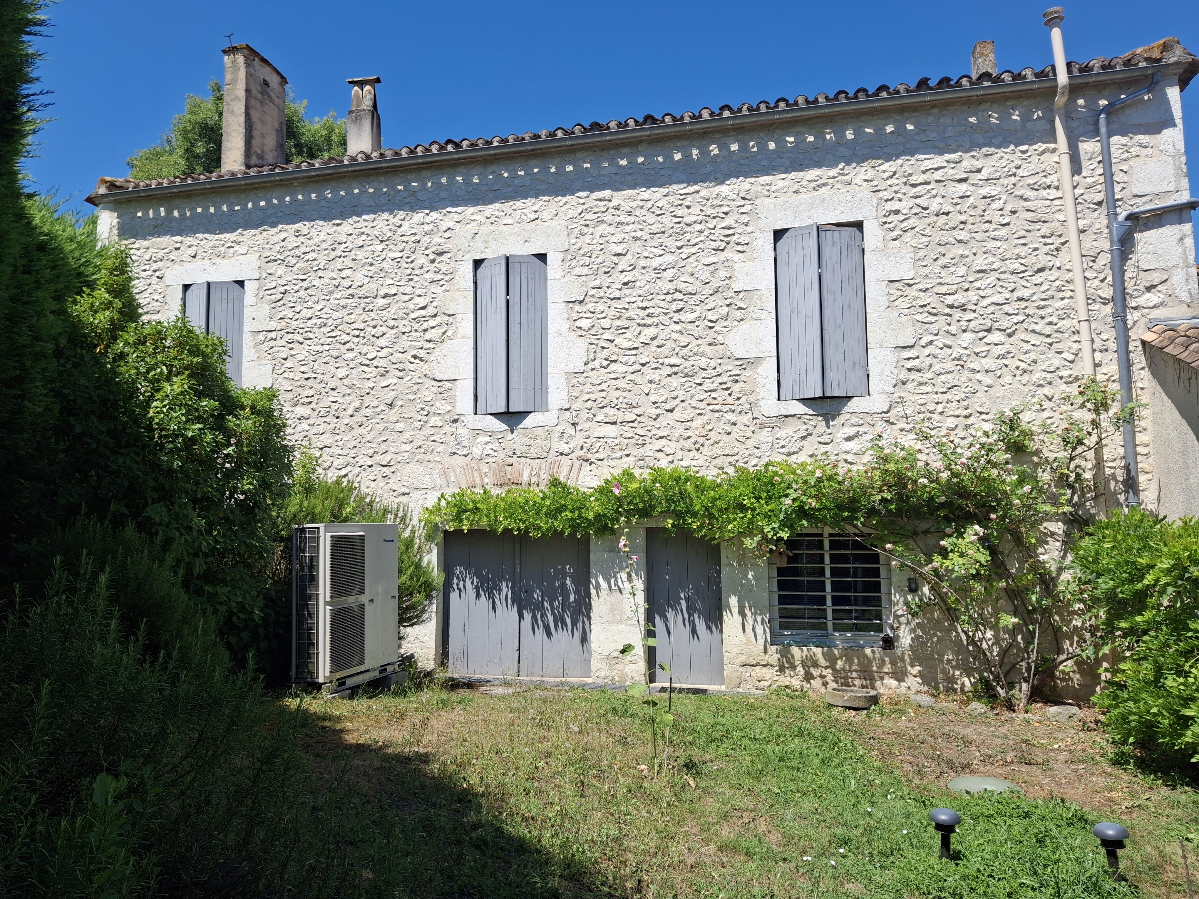4 Bed, 2 Bath, HouseFor Sale, Pardaillan, Lot-et-Garonne, Aquitaine, 47120 4 Bed, 2 Bath, HouseFor Sale, Pardaillan, Lot-et-Garonne, Aquitaine, 47120