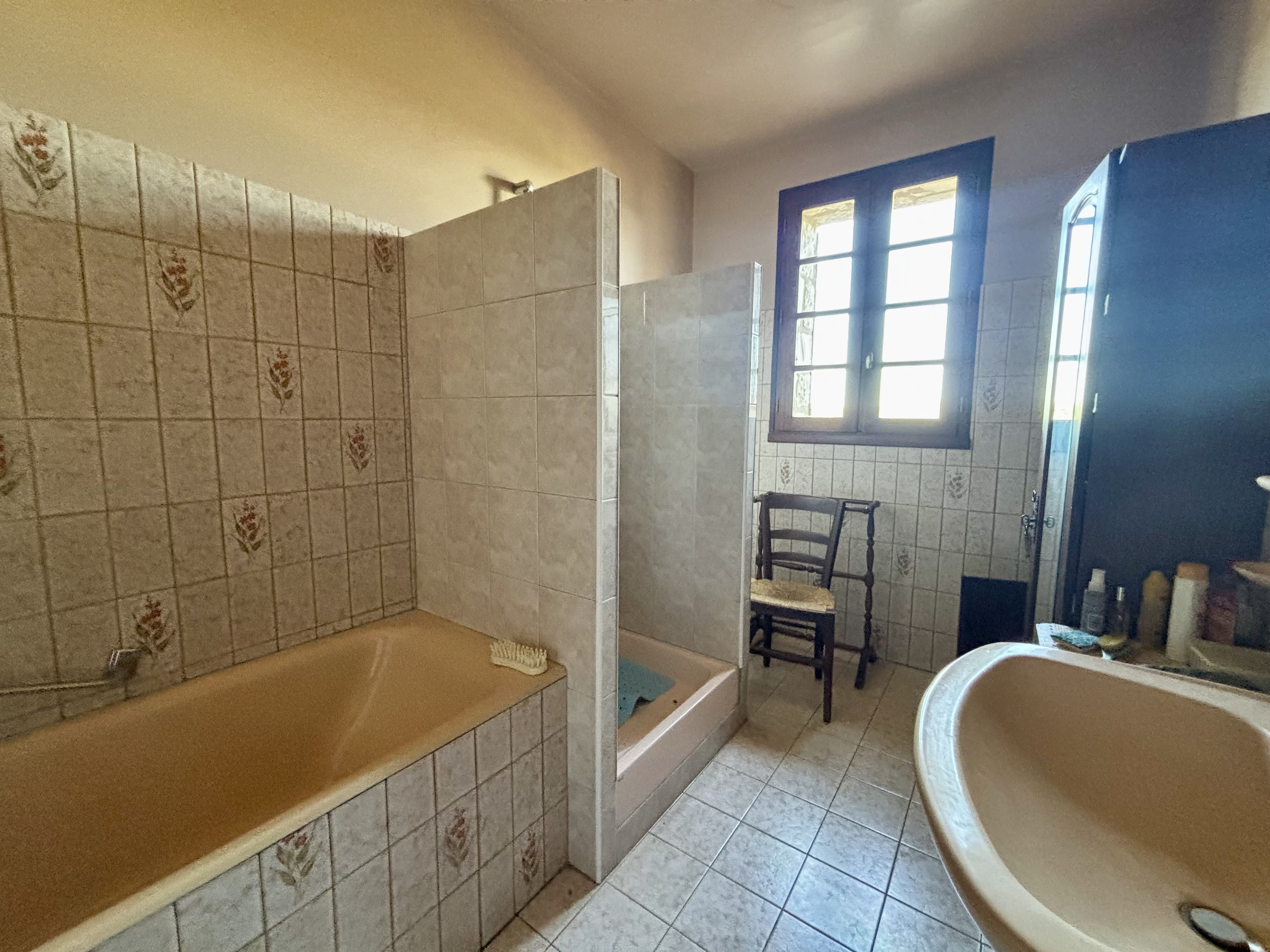 3 Bed, 1 Bath, HouseFor Sale, Saint-Quentin-Du-Dropt, Lot-et-Garonne, Aquitaine, 47330