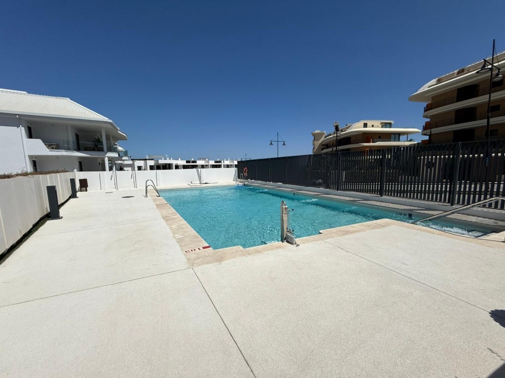 3 Bed, 2 Bath, ApartmentFor Sale, Fuengirola, Malaga