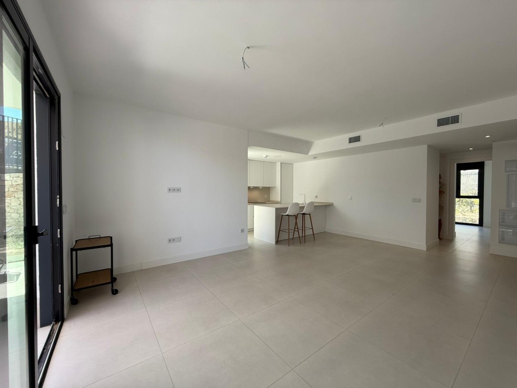 3 Bed, 2 Bath, ApartmentFor Sale, Fuengirola, Malaga
