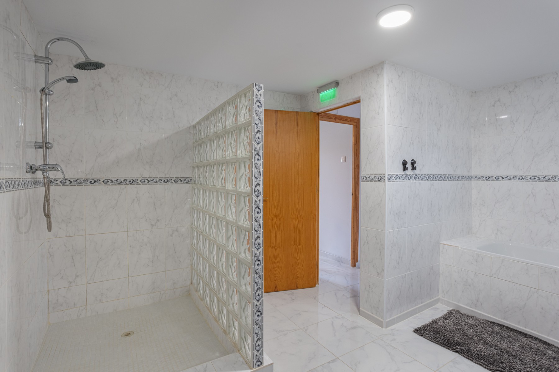 5 Bed, 3 Bath, HouseFor Sale, Albatera, Alicante