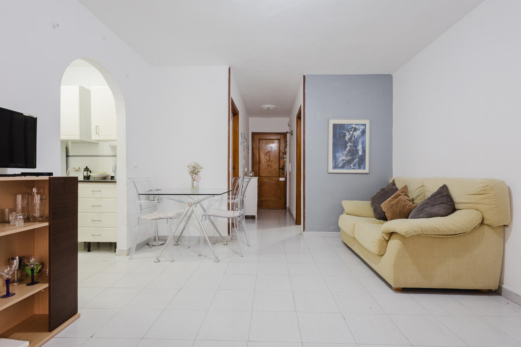 2 Bed, 1 Bath, ApartmentFor Sale, Torrevieja, Alicante