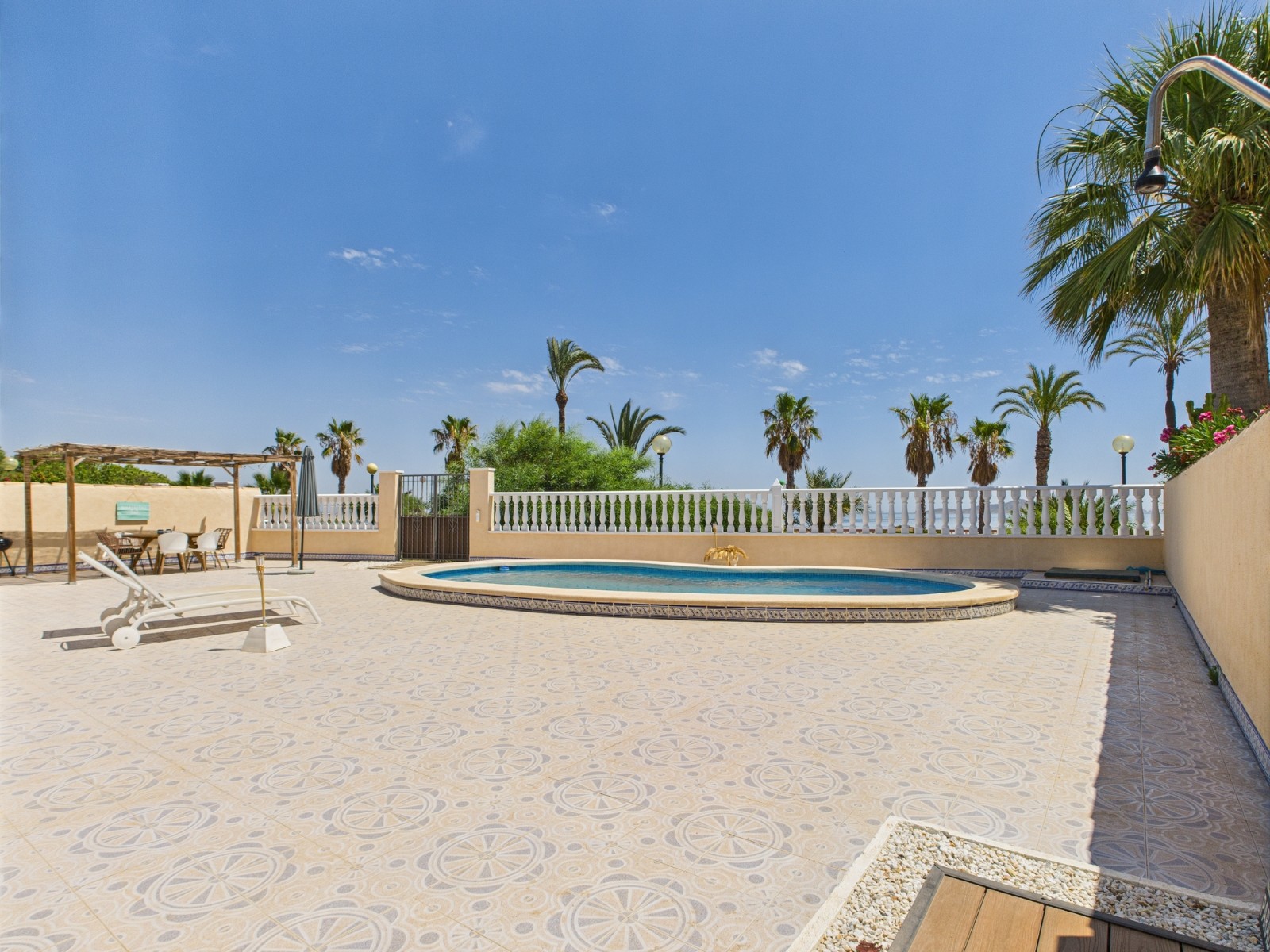 4 Bed, 3 Bath, HouseFor Sale, Los Urrutias, Murcia