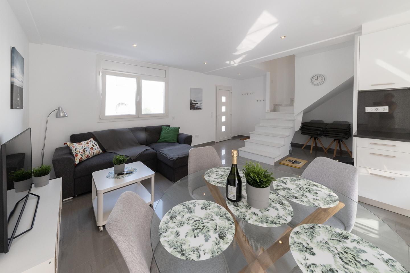 3 Bed, 4 Bath, HouseFor Sale, Empuriabrava, Girona, 17487 3 Bed, 4 Bath, HouseFor Sale, Empuriabrava, Girona, 17487