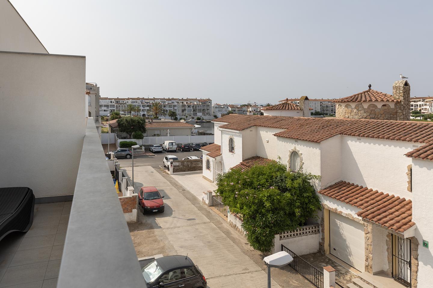 3 Bed, 4 Bath, HouseFor Sale, Empuriabrava, Girona, 17487