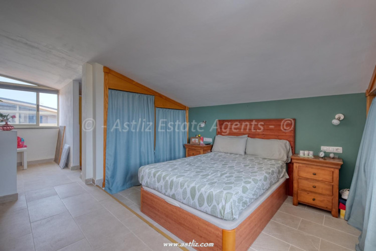 4 Bed, 4 Bath, HouseFor Sale, Guargacho, Guargacho