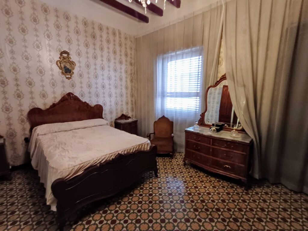 5 Bed, 2 Bath, HouseFor Sale, Oliva, Valencia, 46780